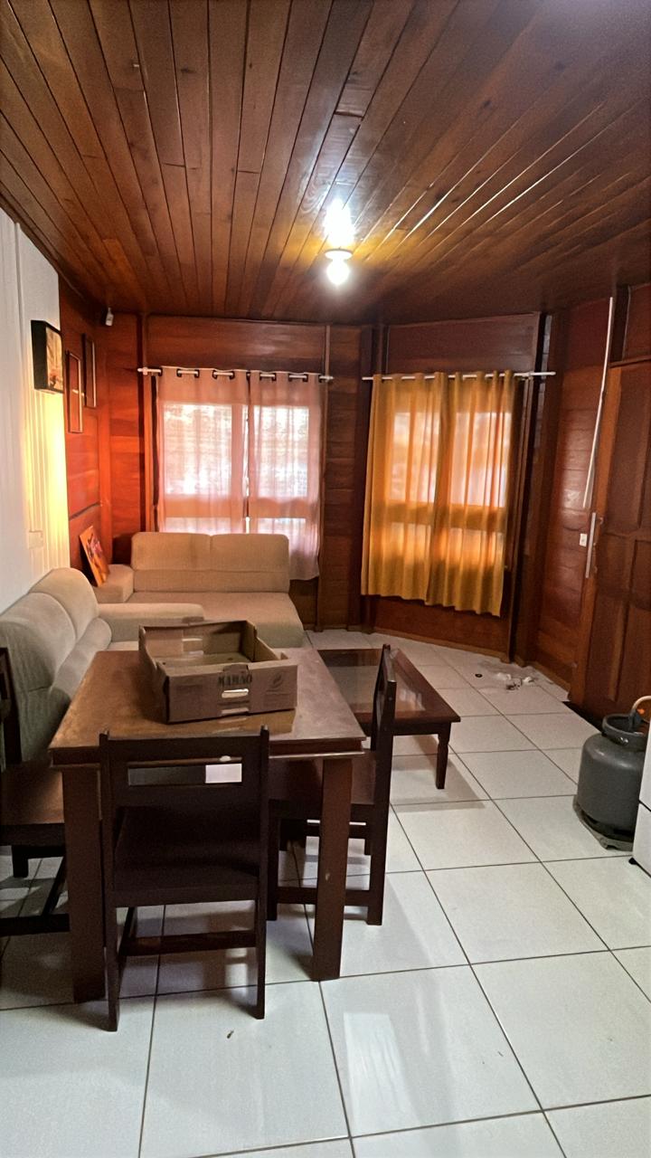 CASA 2 QUARTOS DE FRENTE PARA LAGOA DOS FREITAS