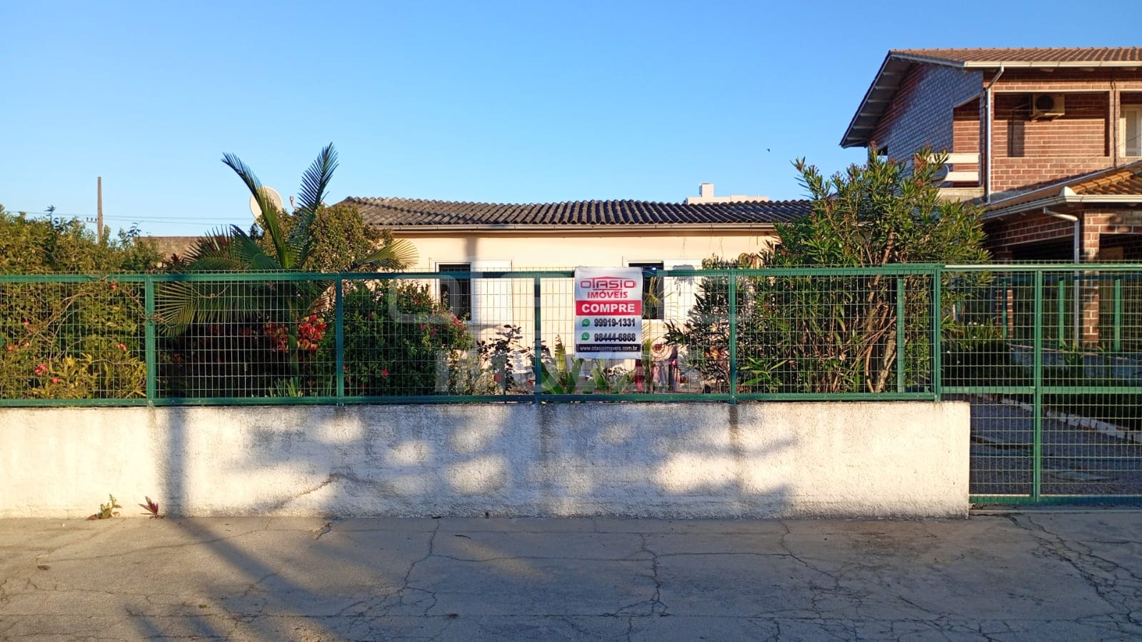 Casa de alvenaria próximo ao centro do Balneário Rincão